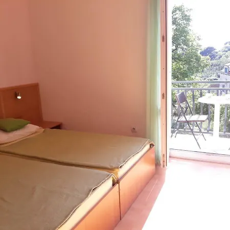 아파트 Kljunak 자톤