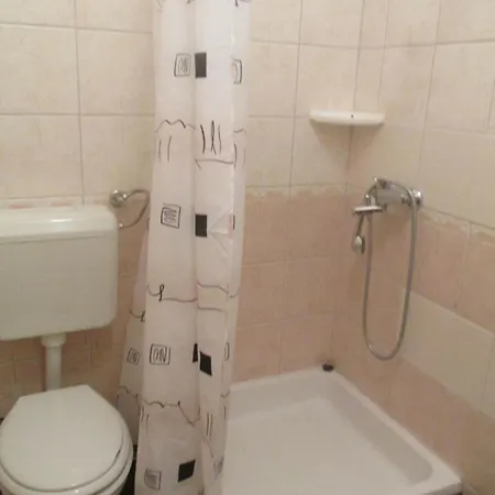 Kljunak شقة زاتون