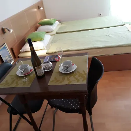 Kljunak Apartment